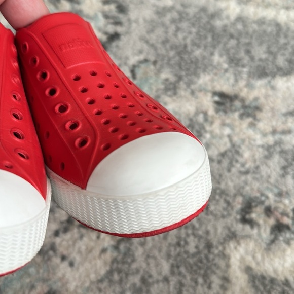 Native Red Slip on Shoes - Picture 5 of 9